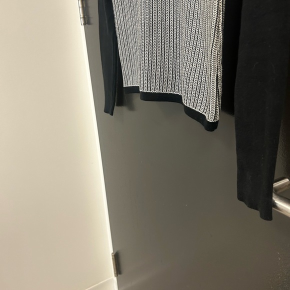 Derek Lam size M herringbone knit cotton sweater GUC Black and White - Picture 5 of 14